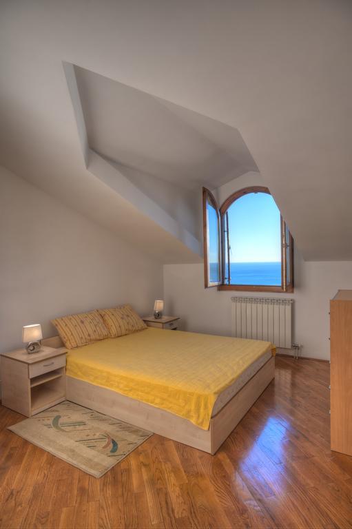 Guest House Zivkovic Ilha Sveti Stefan Exterior foto